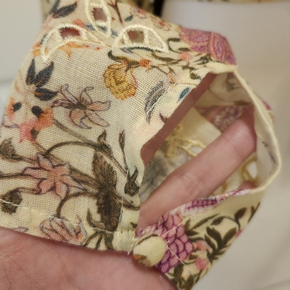 Hemant & Nandit Lyla Floral Crop Top - Picture 4 of 14